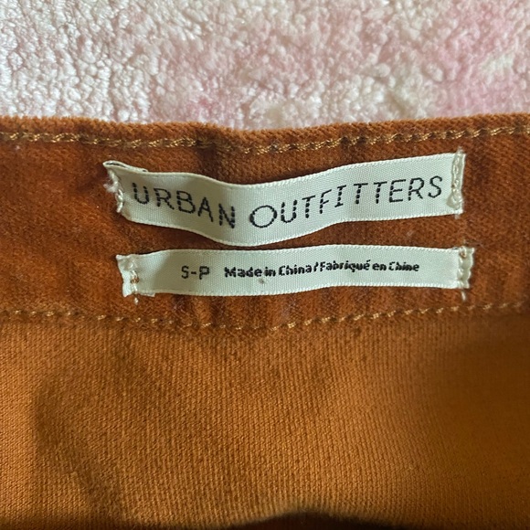 Corduroy mini skirt size small - Picture 2 of 2